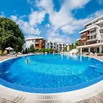 Messambria Premium With Sea Or Mountain View דירה אלניטה